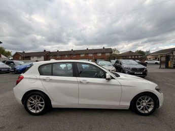BMW 1 SERIES 2.0 120d SE Auto Euro 5 (s/s) 5dr