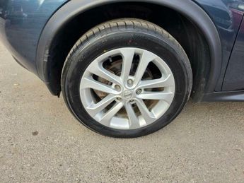 Nissan Juke 1.6 Acenta Premium CVT Euro 5 5dr