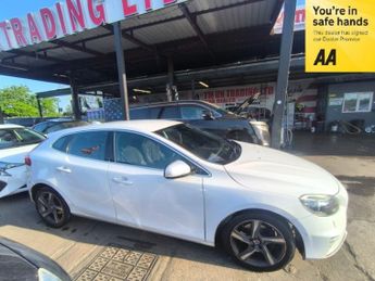 Volvo V40 D2 R-DESIGN NAV