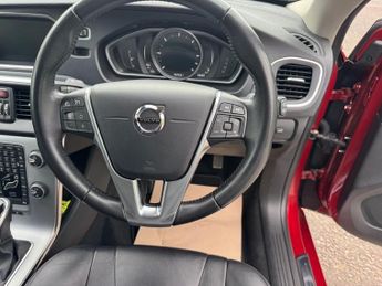 Volvo V40 D2 INSCRIPTION
