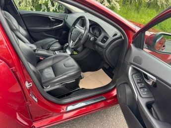 Volvo V40 D2 INSCRIPTION