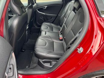 Volvo V40 D2 INSCRIPTION