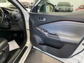 Nissan Juke 1.0 DIG-T Tekna DCT Auto Euro 6 (s/s) 5dr