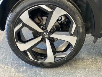 Nissan Juke 1.0 DIG-T Tekna DCT Auto Euro 6 (s/s) 5dr