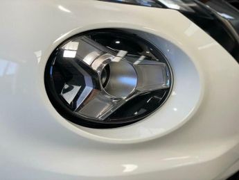 Nissan Juke 1.0 DIG-T Tekna DCT Auto Euro 6 (s/s) 5dr
