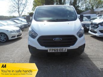 Ford Transit 2019 300 LEADER DCIV ECOBLUE CREWCAB NO VAT WETBELT REPLACED 10/