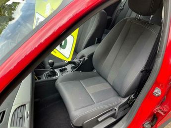 Renault Megane 1.6 16V Dynamique Euro 5 5dr