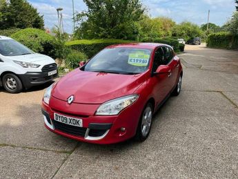 Renault Megane 1.6 16V Dynamique Euro 5 5dr