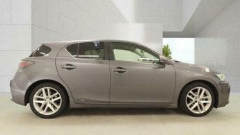 Toyota Auris 1.8 VVT-h Excel CVT Euro 6 (s/s) 5dr (Safety Sense)