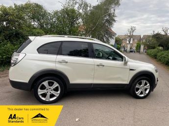 Chevrolet Captiva 2.2 VCDi LTZ SUV 5dr Diesel Auto 4WD Euro 5 (7 Seats) (184 ps)
