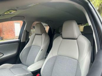 Toyota Yaris 1.5 VVT-h Excel E-CVT Euro 6 (s/s) 5dr