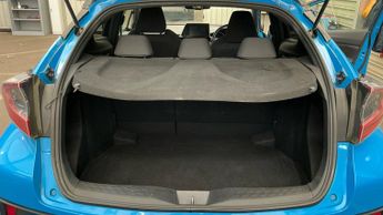 Toyota CHR DYNAMIC