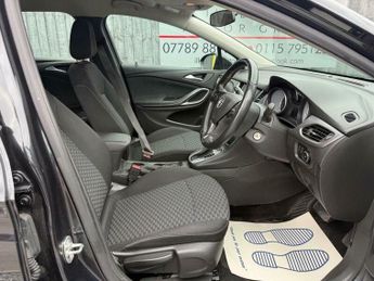 Vauxhall Astra 1.6 CDTi Tech Line Sports Tourer Auto Euro 6 5dr
