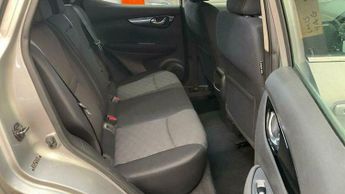 Nissan Qashqai 1.2 DIG-T Acenta XTRON 2WD Euro 6 (s/s) 5dr