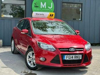 Ford Focus 1.0T EcoBoost Titanium Navigator Euro 5 (s/s) 5dr