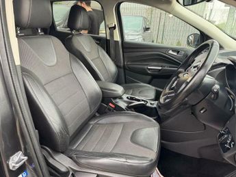 Ford Kuga 2.0 TDCi Titanium Powershift AWD Euro 6 (s/s) 5dr