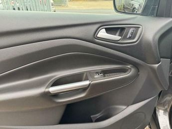 Ford Kuga 2.0 TDCi Titanium Powershift AWD Euro 6 (s/s) 5dr