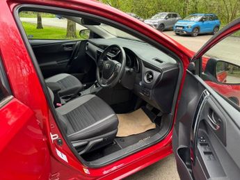 Toyota Auris VVT-I BUSINESS EDITION