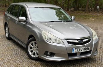 Subaru Legacy ES NAV