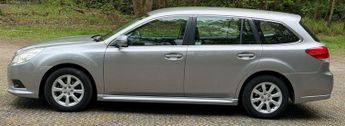 Subaru Legacy ES NAV