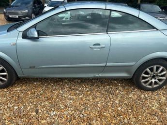 Vauxhall Astra 1.6i Sport Twin Top 2dr