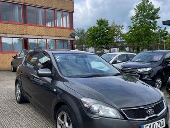 Kia Ceed 1.6 CRDi 3 Hatchback 5dr Diesel Manual Euro 4 (113 bhp)