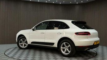 Porsche Macan 2.0T PDK 4WD Euro 6 (s/s) 5dr