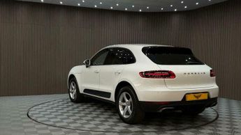 Porsche Macan 2.0T PDK 4WD Euro 6 (s/s) 5dr