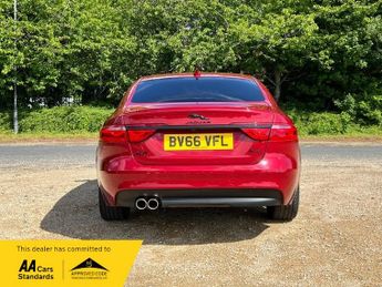 Jaguar XF D R-SPORT