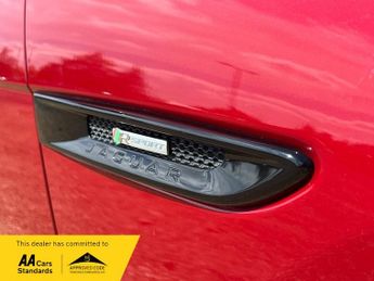 Jaguar XF D R-SPORT