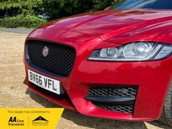 Jaguar XF D R-SPORT