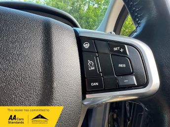 Land Rover Discovery Sport TD4 HSE LUXURY