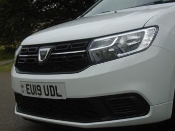 Dacia Logan ESSENTIAL TCE
