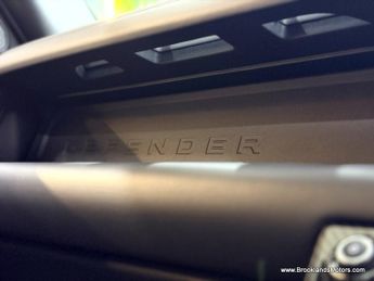 Land Rover Defender V8 CARPATHIAN EDITION [3X LAND ROVER SERVICES, MILLTEK EXHAUST A