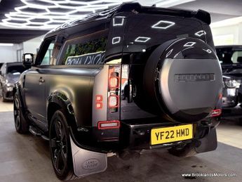 Land Rover Defender V8 CARPATHIAN EDITION [3X LAND ROVER SERVICES, MILLTEK EXHAUST A
