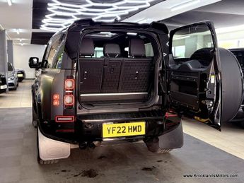 Land Rover Defender V8 CARPATHIAN EDITION [3X LAND ROVER SERVICES & HUGE SPEC]