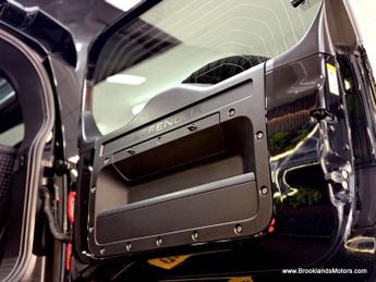 Land Rover Defender V8 CARPATHIAN EDITION [3X LAND ROVER SERVICES & HUGE SPEC]