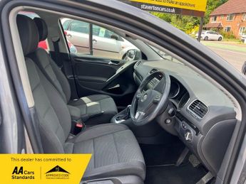 Volkswagen Golf MATCH TSI DSG