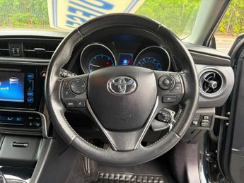 Toyota Auris D-4D BUSINESS EDITION BUY NO DEPOIST FROM £33 A WEEK SAT NAV SIX
