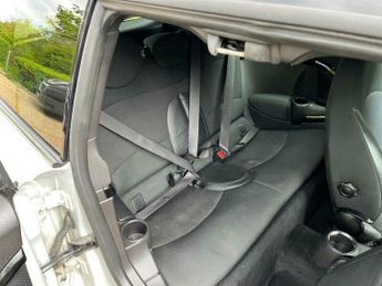 MINI Clubman 1.6 Cooper D Euro 5 (s/s) 5dr