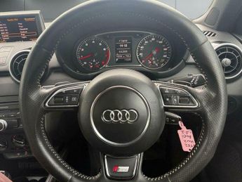 Audi A1 1.4 TFSI S line S Tronic Euro 5 (s/s) 3dr