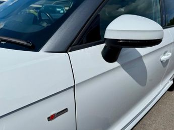 Audi A1 SPORTBACK TFSI S LINE