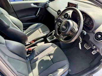 Audi A1 SPORTBACK TFSI S LINE