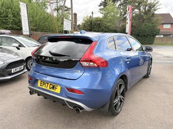 Volvo V40 D3 R-DESIGN PRO