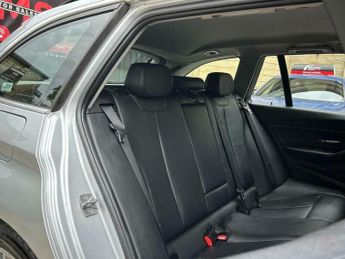 BMW 3 SERIES 2.0 320d Luxury Touring Auto Euro 5 (s/s) 5dr