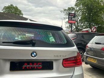 BMW 3 SERIES 2.0 320d Luxury Touring Auto Euro 5 (s/s) 5dr
