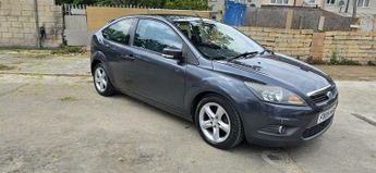 Ford Focus 1.6 Zetec 3dr