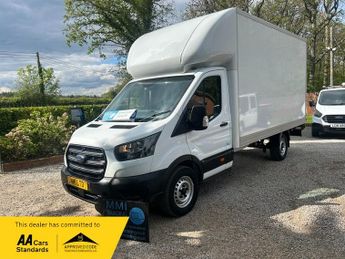 Ford Transit 2.0 350 EcoBlue Leader Luton 2dr Diesel Manual FWD L4 Euro 6 (s/