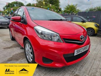 Toyota Yaris 1.33 Dual VVT-i TR Hatchback 5dr Petrol Manual Euro 5 (101 ps)