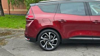 Renault Grand Scenic 1.5 dCi Signature Nav MPV 5dr Diesel EDC Euro 6 (s/s) (110 ps)